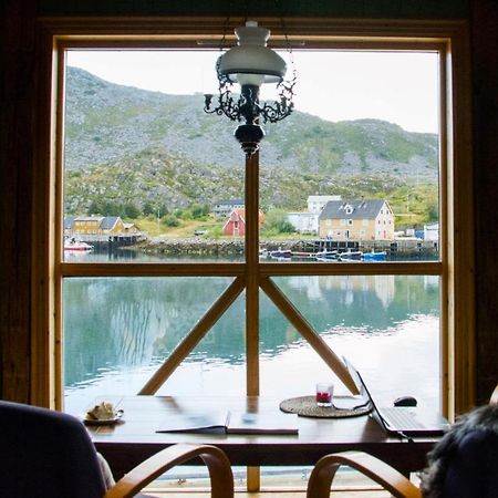 Heimbrygga Restaurant&Accommodation Skrova Esterno foto